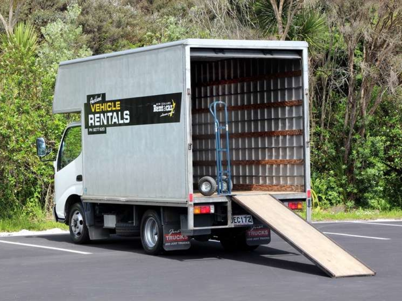 Budget Truck Rental & Hire West Auckland Cheap Moving Truck Hire